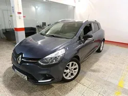 Cinza Usado 2021 Renault Clio V LIMITED Carrinha | € 13.900 (Preço justo)