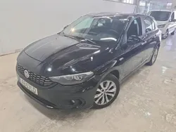 Preto Usado 2020 Fiat Tipo Lounge Citadino | € 11.990 (Preço justo)