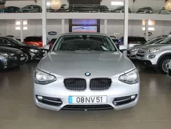 Cinza Usado 2013 BMW 116 Efficient Dynamics Citadino | € 12.900