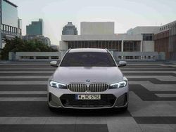 Branco Novo 2025 BMW 330e Comfort Edition Coupé | € 61.800 (Preço justo)