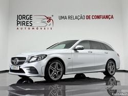 Cinza Usado 2020 Mercedes C300e AMG line Carrinha | € 32.990 (Preço justo)