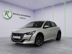 Branco Usado 2021 Peugeot e-208 Style Citadino | € 20.999 (Preço justo)