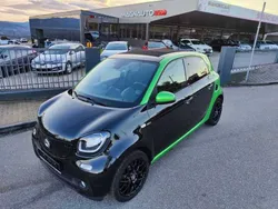 Preto Usado 2017 Smart ForFour Electric Drive Passion Sedan | € 13.500