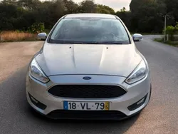 Cinzento Usado 2018 Ford Focus Business Edition | € 12.990 (Bom preço)