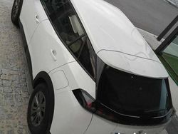 Branco Usado 2020 Peugeot 2008 SUV | € 17.500 (Preço justo)