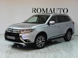 Cinzento Usado 2016 Mitsubishi Outlander Intense+ SUV | € 16.900 (Preço justo)