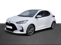 Branco (pintura metalizada especial) Usado 2024 Toyota Yaris Luxury Sedan | € 27.750 (Preço elevado)