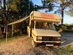 Peugeot J5