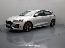 Cinza Usado 2022 Ford Focus | € 18.990 (Preço justo)