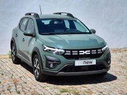 Verde Usado 2024 Dacia Sandero Expression Citadino | € 17.090 (Preço justo)