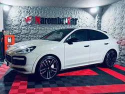Cinzento Usado 2019 Porsche Cayenne Turbo SUV | € 99.990