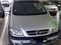 Usado 2003 Opel Zafira Monovolume | € 3.500