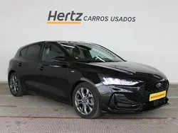 Cinzento Usado 2024 Ford Focus ST-Line Citadino | € 22.190 (Bom preço)