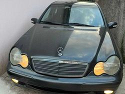 Usado 2000 Mercedes C220 | € 3.000