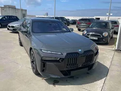 Cinzento Novo 2025 BMW i7 Comfort Edition Sedan | € 118.400 (Preço justo)