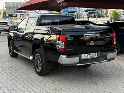 Preto Usado 2021 Mitsubishi L200 Invite Pickup | € 29.850 (Bom preço)