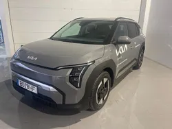 Cinza Usado 2024 Kia EV3 3 SUV | € 36.400