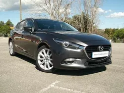 Cinza escuro Usado 2018 Mazda 3 Sky Sedan | € 17.250 (Preço justo)