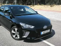 Preto Usado 2018 Hyundai Ioniq Sedan | € 11.000 (Preço justo)