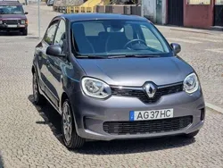 Cinza Usado 2021 Renault Twingo Zen Citadino | € 13.450 (Preço justo)