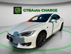 Branco Usado 2020 Tesla Model S Sedan | € 49.600