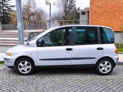 Cinzento Usado 2002 Fiat Multipla Monovolume | € 3.500