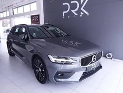 Cinzento Usado 2019 Volvo V60 Carrinha | € 19.900 (Preço justo)