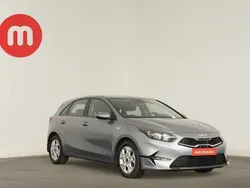 Cinzento Usado 2022 Kia Ceed | € 17.499 (Preço justo)