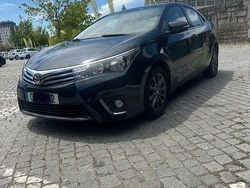 Usado 2015 Toyota Corolla Sedan | € 14.800