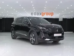 Preto Usado 2022 Peugeot 5008 Allure Monovolume | € 28.990 (Preço justo)