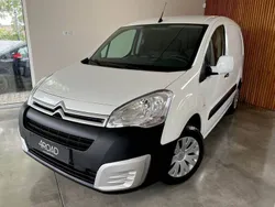 Branco Usado 2018 Citroën Berlingo Feel Monovolume | € 11.650 (Preço justo)