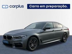 Cinza Usado 2019 BMW 530 iPerformance Sedan | € 28.900