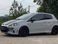 Cinzento Usado 2013 Abarth Punto Citadino | € 13.900
