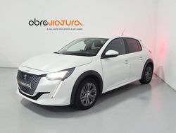 Branco Usado 2021 Peugeot e-208 Allure Citadino | € 17.750 (Preço elevado)