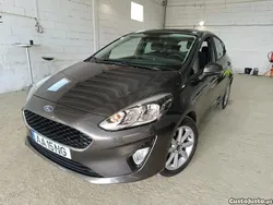 Cinza Usado 2020 Ford Fiesta Citadino | € 15.300 (Preço justo)