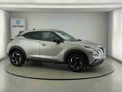 Cinzento Usado 2024 Nissan Juke N-Connecta SUV | € 21.490 (Preço justo)