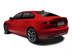 Usado 2023 Jaguar XE R-Dynamic Sedan | € 63.494