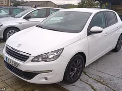 Branco Usado 2016 Peugeot 308 Active | € 10.650 (Preço justo)