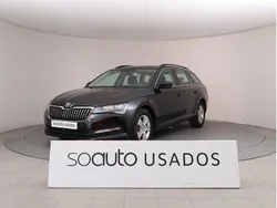 Preto metalizado Usado 2023 Skoda Superb Ambition Carrinha | € 28.490 (Preço justo)