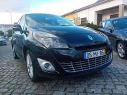 Preto Usado 2011 Renault Grand Scénic III Monovolume | € 7.900 (Caro)