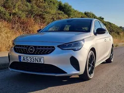 Cinzento Usado 2022 Opel Corsa Business Edition Sedan | € 13.150 (Preço justo)