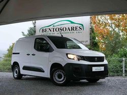 Branco Usado 2019 Peugeot Partner Premium Van | € 13.500 (Preço justo)