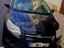 Usado 2014 Ford Focus Sedan | € 3.700 (Super Preço)