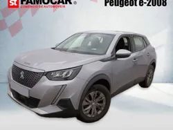 Cinzento Usado 2021 Peugeot e-2008 GT SUV | € 19.980 (Bom preço)