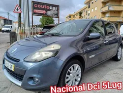 Cinzento Usado 2011 Renault Clio II | € 5.499 (Preço justo)