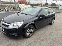 Preto Usado 2008 Opel Astra GTC Coupé | € 3.999 (Preço justo)