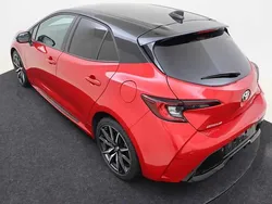 Vermelho Usado 2023 Toyota Corolla | € 28.900 (Preço elevado)