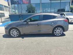 Cinzento Usado 2018 Mazda 3 Citadino | € 16.000