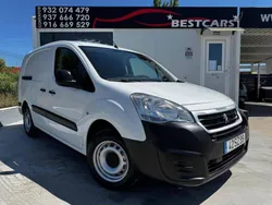 Branco Usado 2017 Peugeot Partner Monovolume | € 12.490 (Preço justo)