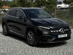 Preto Usado 2024 Mercedes GLA250 AMG line SUV | € 48.750 (Preço elevado)